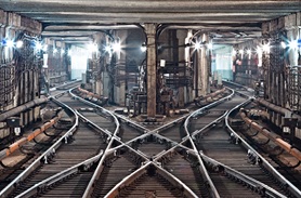 地铁隧道收敛变形监测